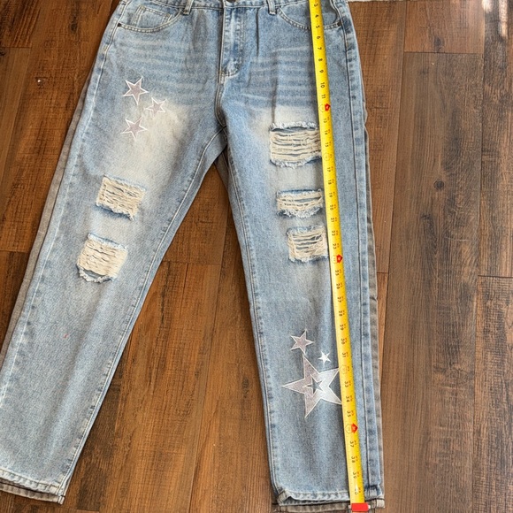 Ripped Jeans with Star Accents - Picture 12 of 16
